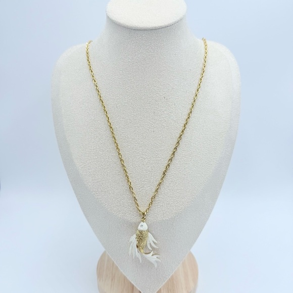 Elegant Gold Tone Enamel Fish Pendant Long Necklace With Rhinestone Eyes - Picture 3 of 8